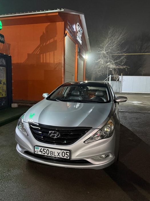Hyundai sonata 2010