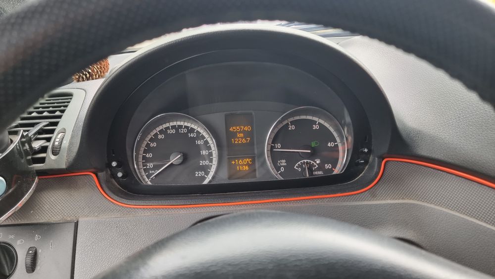 Mercedes Vito W639