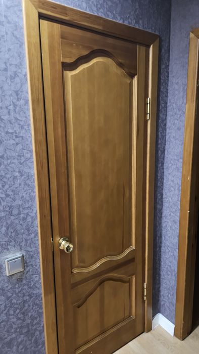 4 сосновых двери.