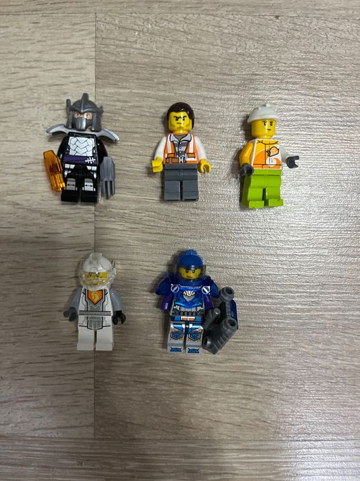 Лего мини фигурки Ninjago