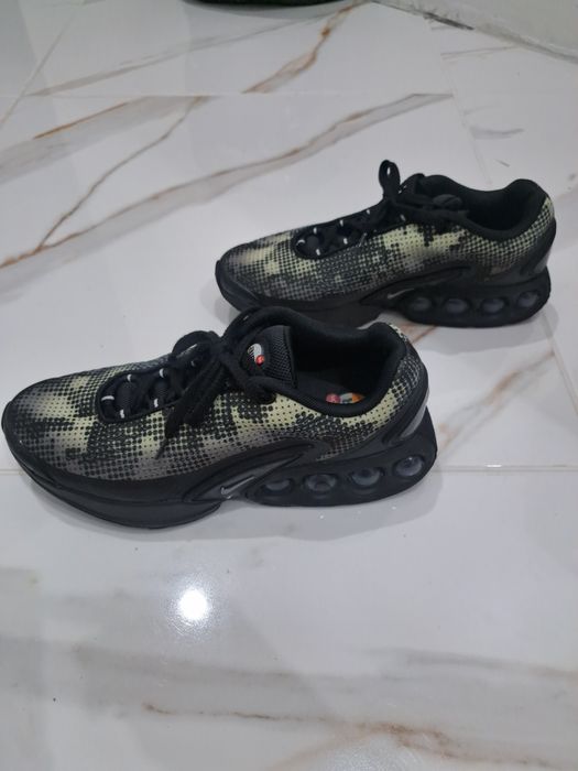 DN Nike маратонки 41