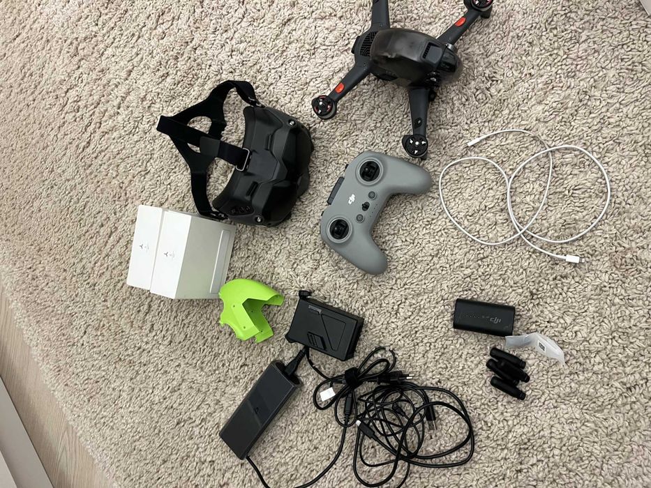 DJI FPV Combo - aproape noua