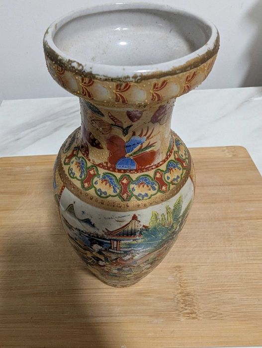 Vaza ceramica vintage pictata ,motiv chinezesc