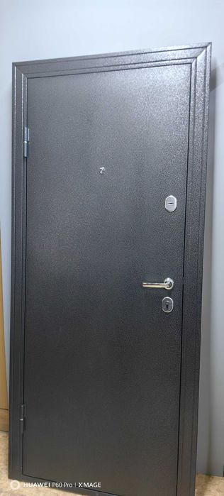 Дверь входная. Новая.