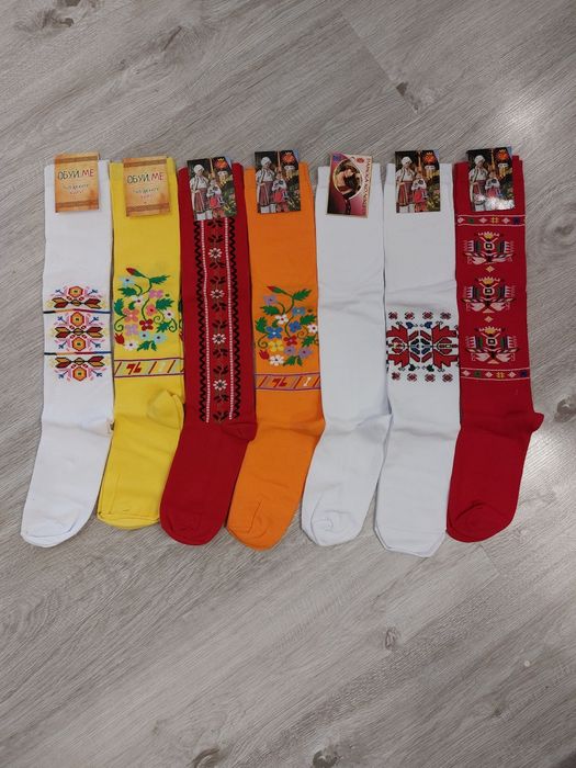 Дамски 3/4  и Детски 3/4 чорапи за народни танци