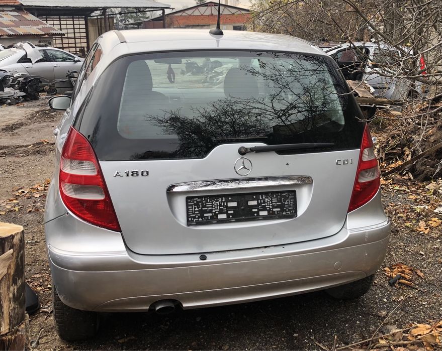 Mercedes a class w169 на части