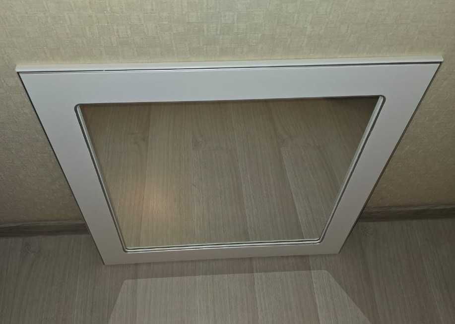 Продам настенное зеркало