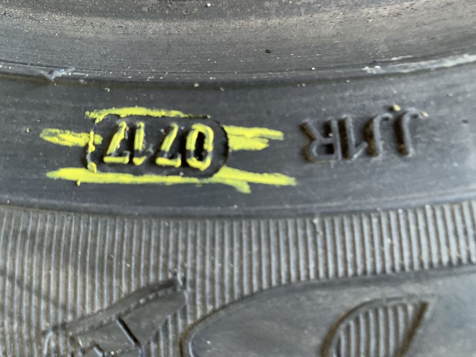 225 55 17 anvelope de vara RSC