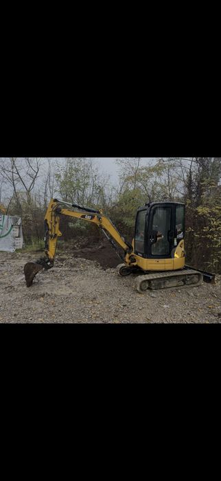 Sapaturi fundatii, fose, îndreptare teren, decopertări miniexcavato CAT 303.5