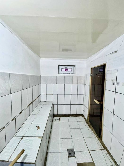 Два дома в одном дворе, Деркул