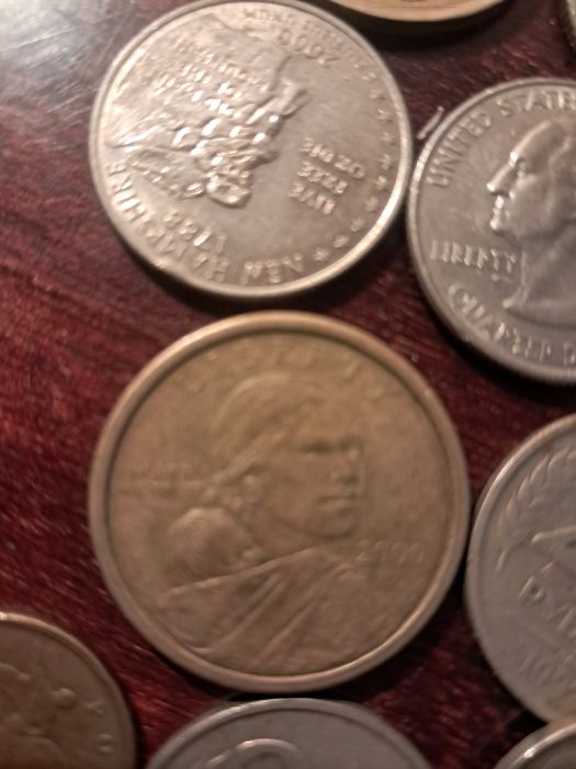 Монеты продам разные