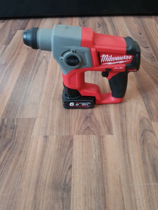 Rotopercutor Milwaukee M12
