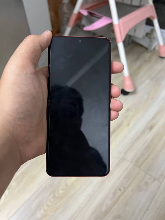 Samsung Galaxy s20 продам срочно
