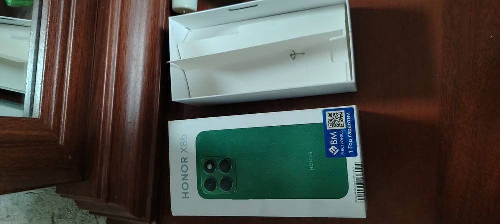 Хонор х8б 128гб айби йук сотишдан максад бошка  тел олиш