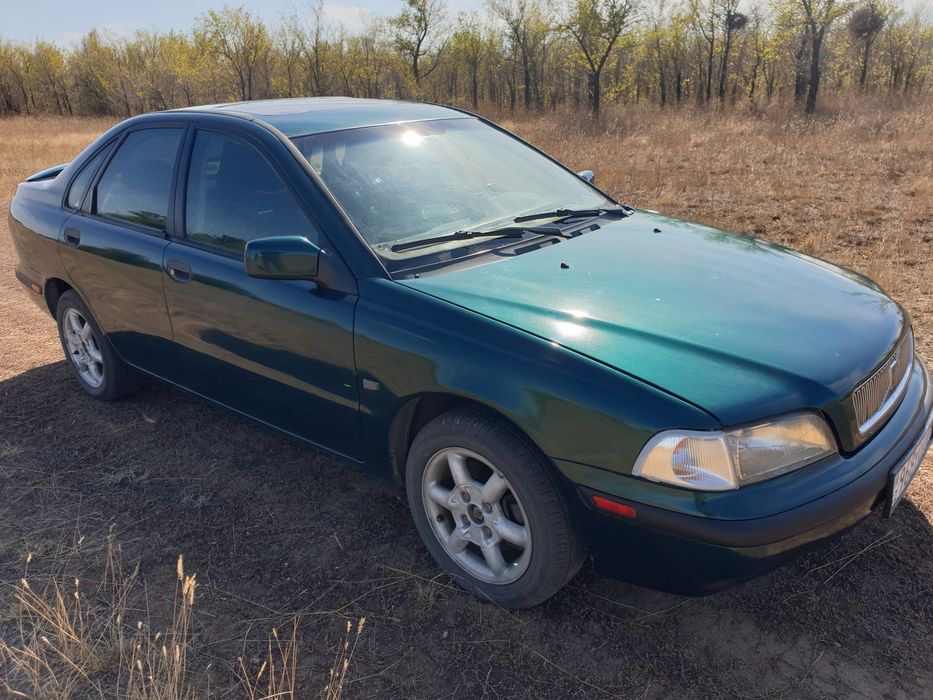 Продам volvo s40
