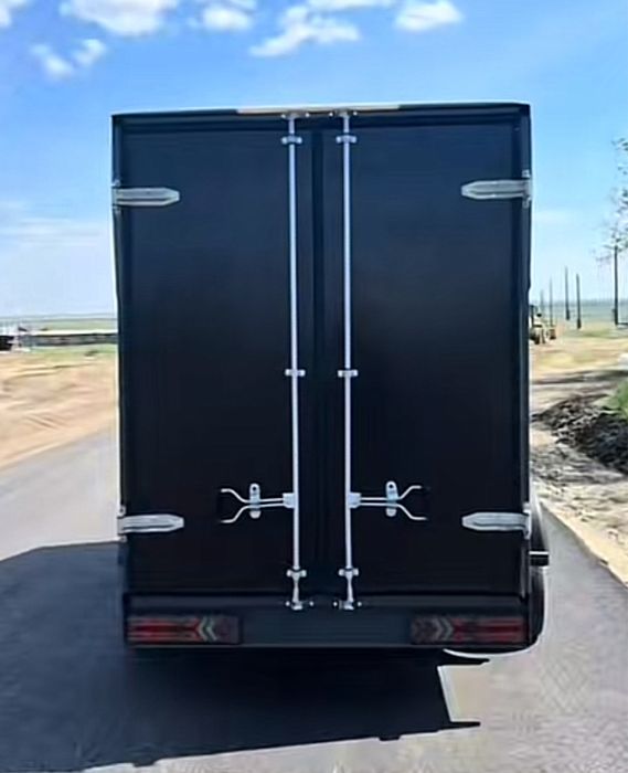 Продам прицеп автомобильный