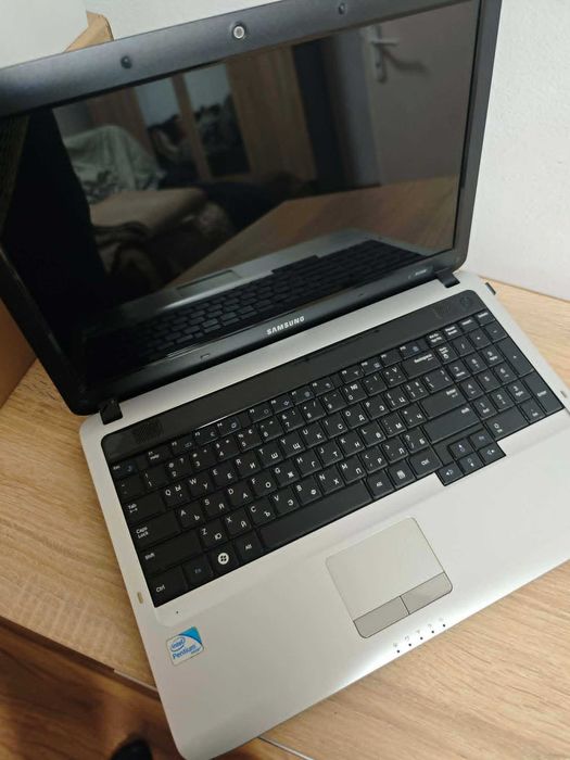 Лаптоп Samsung RV508