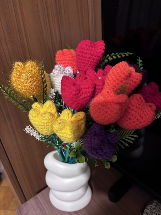 Ръчно плетени цветя
