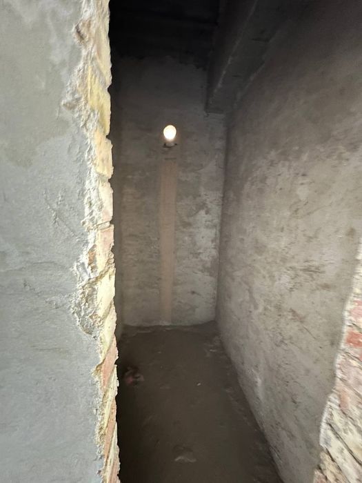 3xonalik kvartira 7qavatda sotiladi saharnaya bolnitsa
3 хонали 7 етаж