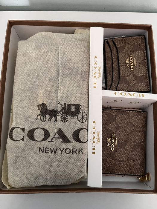 Комплект на COACH