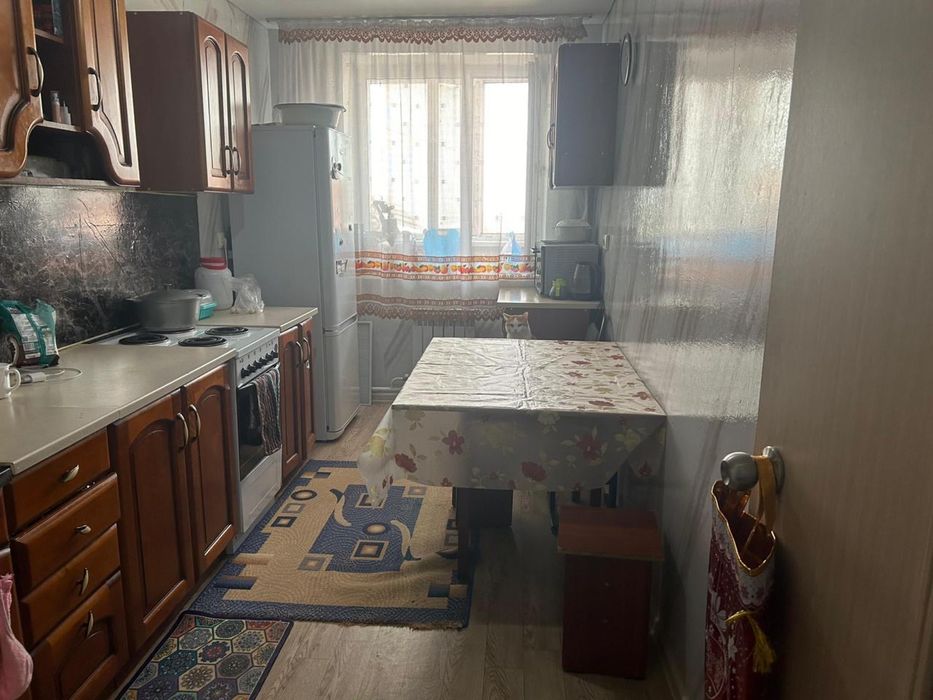 продам 3-х комнатную квартиру