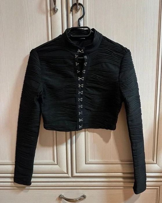 Bluza top SHEIN cu clipsuri