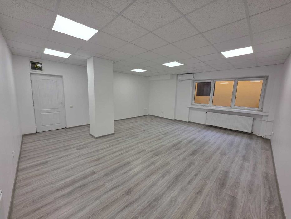 Inchiriez Spatiu de birouri 35 mp (parter) - Piata Romana