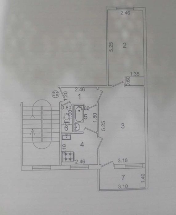 2 комнатная 3 этаж Чиланзар 21 квартал,Орт.Идеал Маркет,Продается х