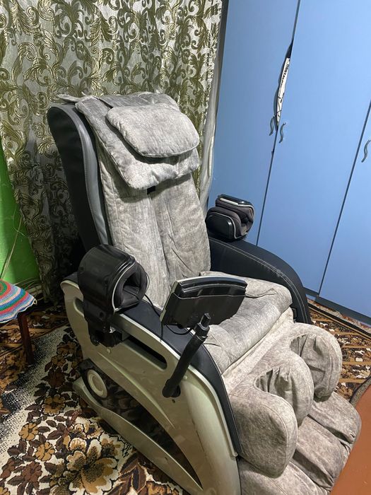 Массажное кресло Rovos