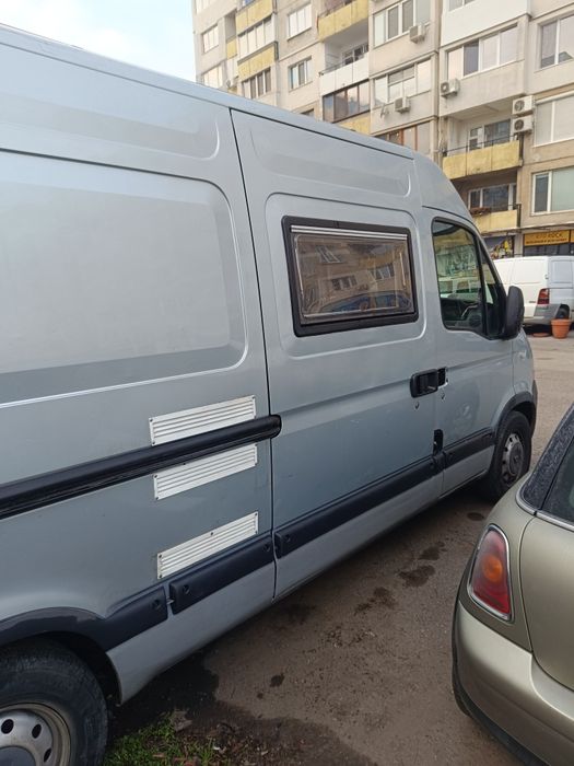 Продавам кемпер Рено мастер,