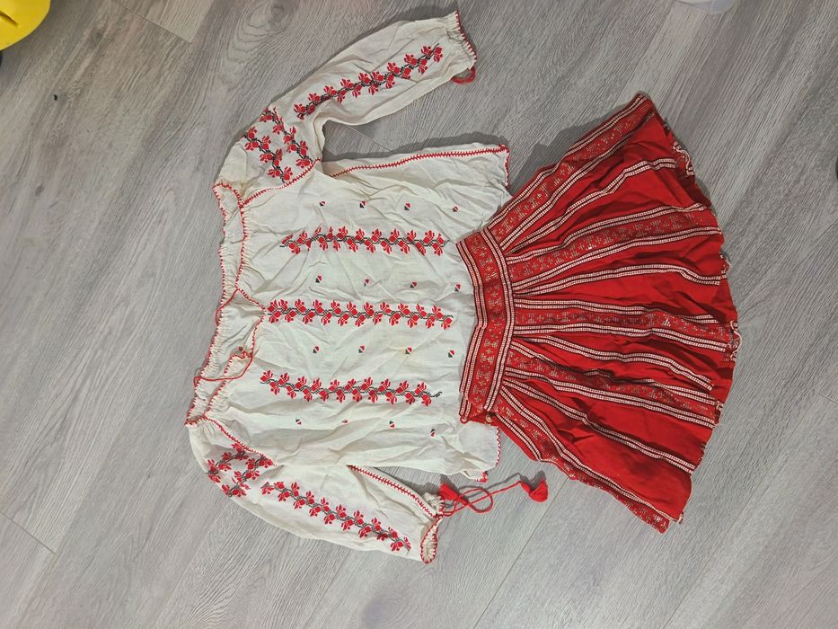 Costum popular copil