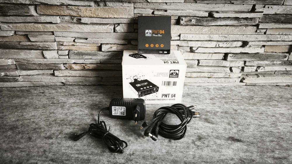 Alimentator pedale chitara PALMER PWT04 - Garantie