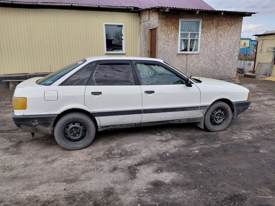 Продам машину ауди 80