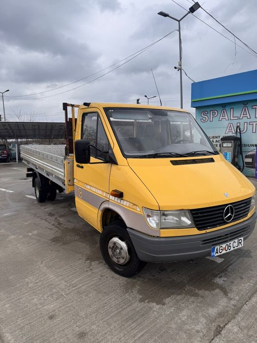 Mercedes Benz Sprinter  408