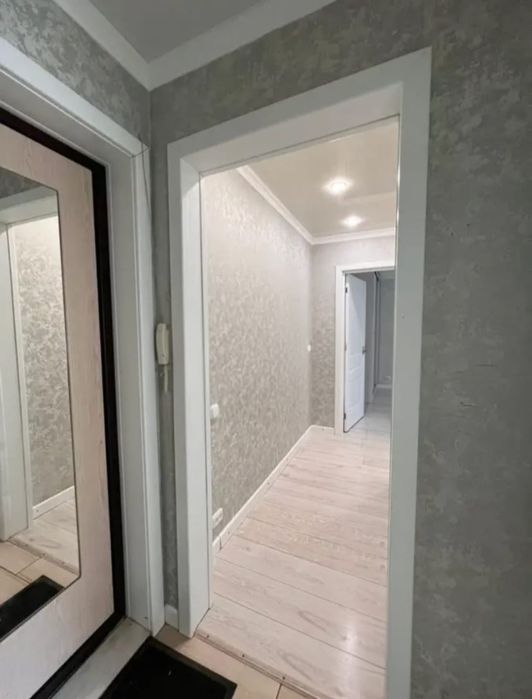 Продаётся 2 комн район Диана