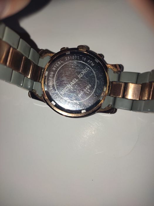 Продам оригинальные часы Michael Kors MK-5465