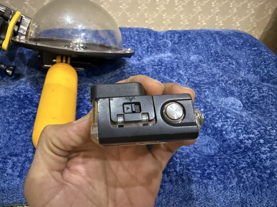 * экшен камера 4К с комплектом для дайвинга не дорого!