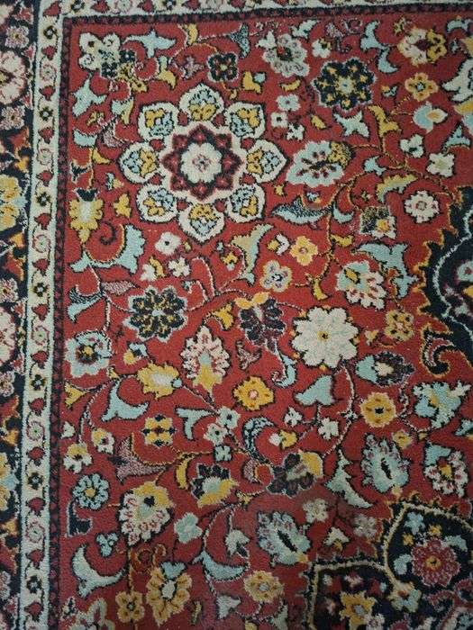 Ковры цена 10тыщ каждый