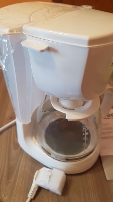 Cafetieră Selecline , nouă,  750w , 10 cești