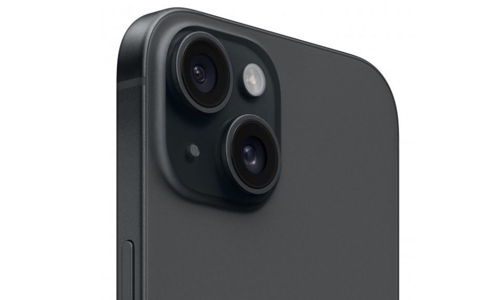 Смартфон iPhone 15 128GB черный