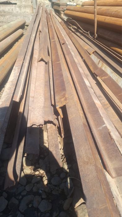 Угольник   50/50 в хорошем сост.