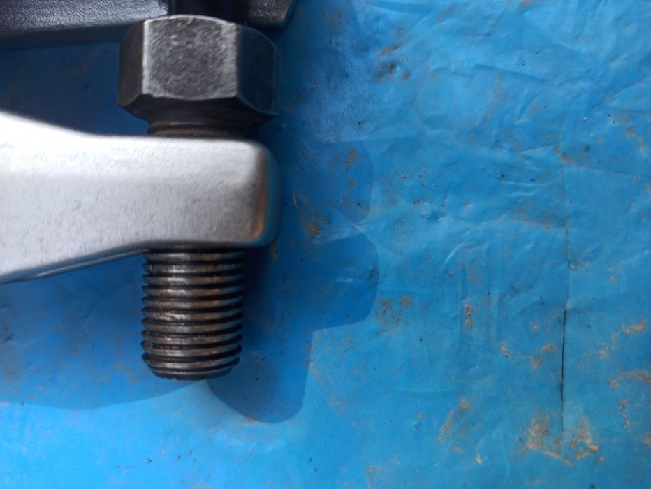 съёмник рулевых наконечников Forse