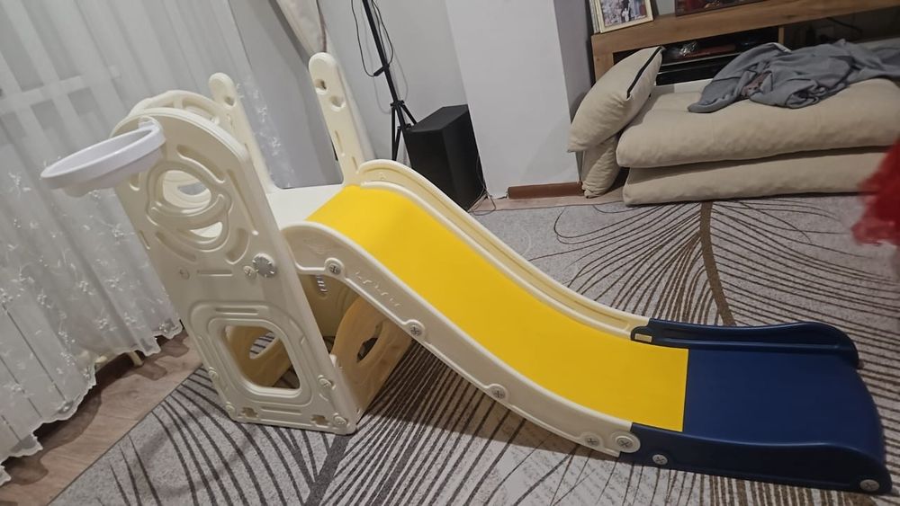 Детская горка в отличном состоянии