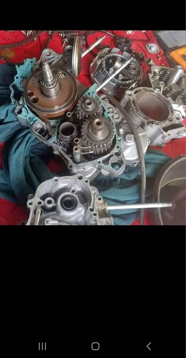 Reparații scutere,atv-uri,motociclete,drujbe,cositori!