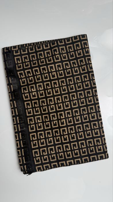 Esarfa barbateasca vascoza