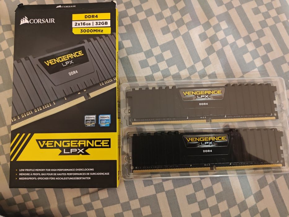 Corsair Vengeance LPX DDR4 2 X 16GB 3000Mhz CL16