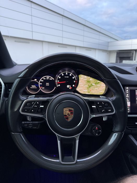 Porsche cayenne coupe