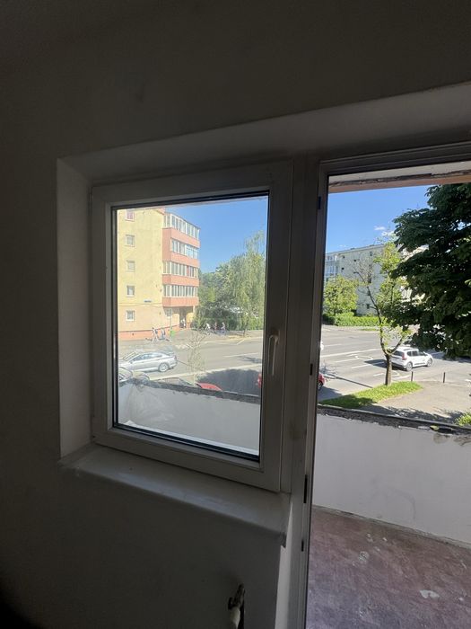 Usa si geam termopan