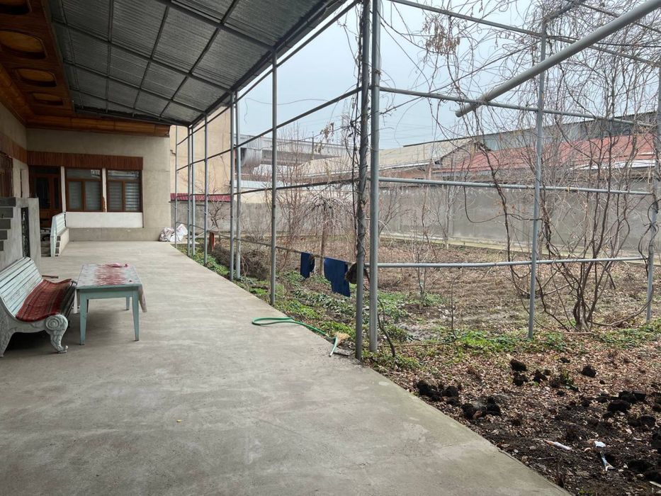 Xonabod Beruniy arka 12.5 sotx. Sroshna