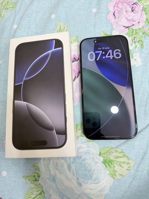 Iphone 16pro black titanium